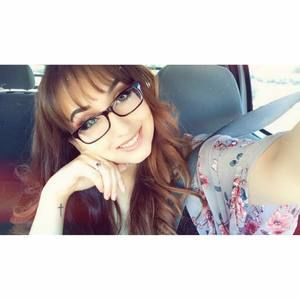 Meet your Posher, Marissa